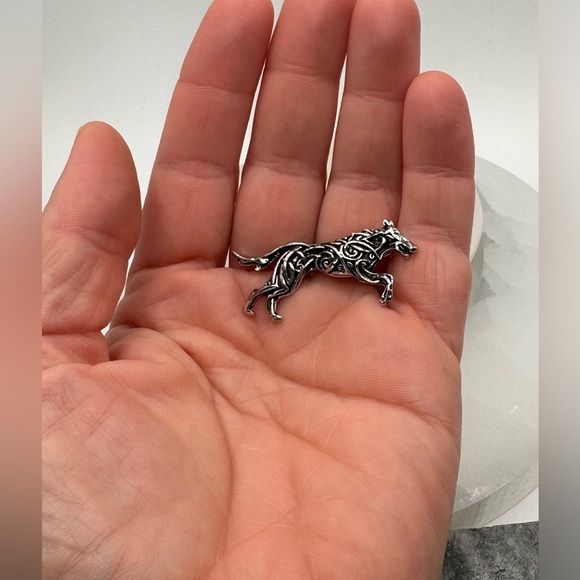 3/$15 Gothic Celtic Wolf Pin Brooch - Picture 3 of 5